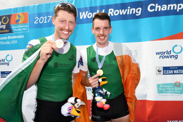 Mark O'Donovan and Shane O'Driscoll celebrate winning gold