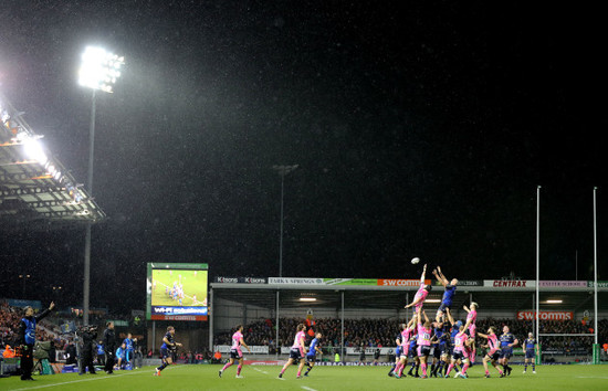 Mitch Lees and Devin Toner contest in the line out