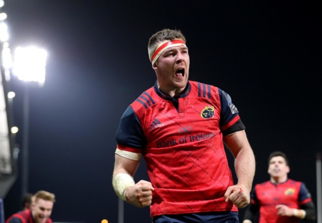 Peter O’Mahony celebrates scoring a try