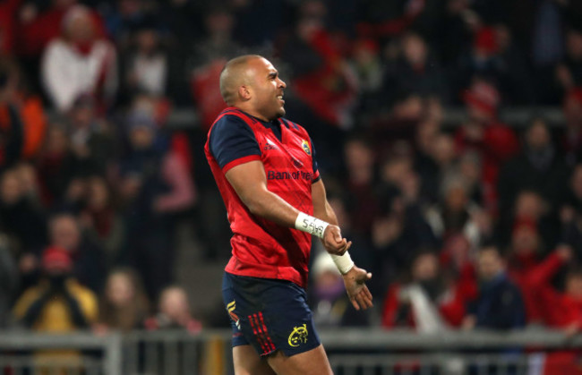 Simon Zebo celebrates scoring a try