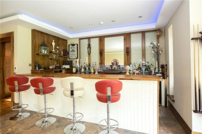 9b294460984f8d565c76b1215edcb811