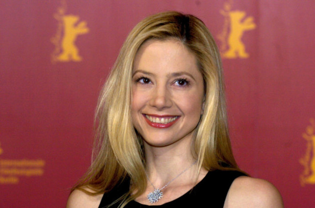 DPA Germany - Mira Sorvino smiles