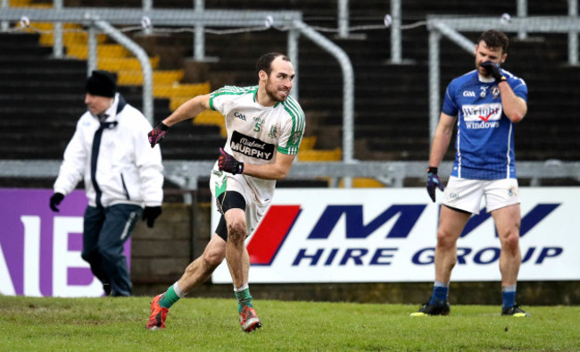 Kevin Murnaghan celebrates kicking the winning point late in the game 17/12/2017