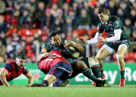 Manu Tuilagi tackled by Ian Keatley 17/12/2017