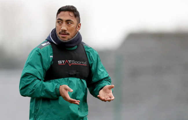 Bundee Aki