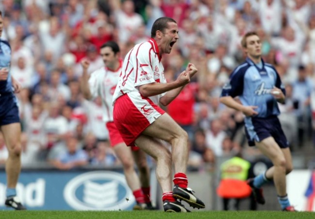 Stephen O'Neill celebrtaes scoring