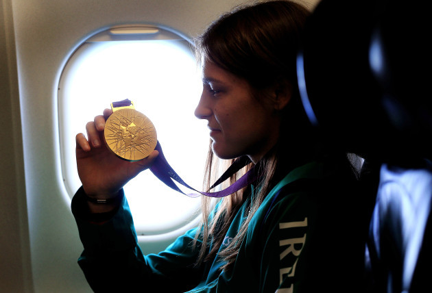 Katie Taylor with her gold medal