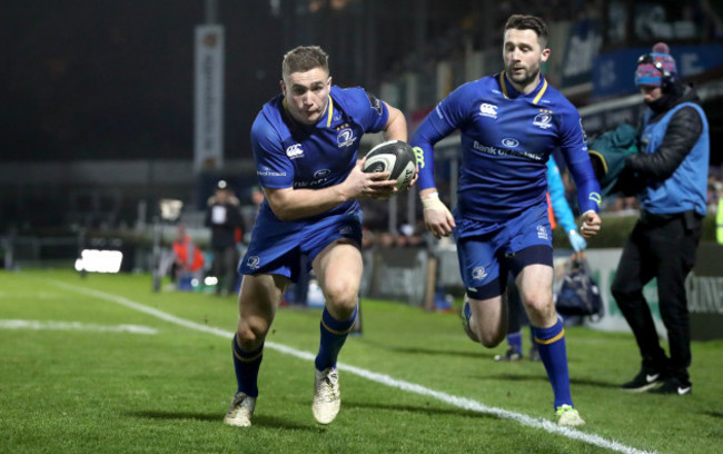 Jordan Larmour scores a try