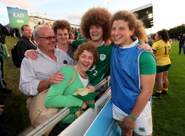 Jenny Murphy celebrates winning with her family
