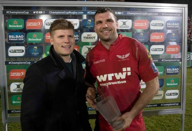 Seb Benton presents the Man of the Match award to Tadhg Beirne