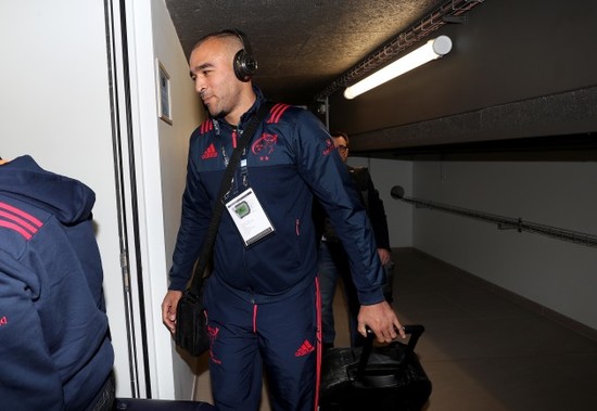 Simon Zebo arrives