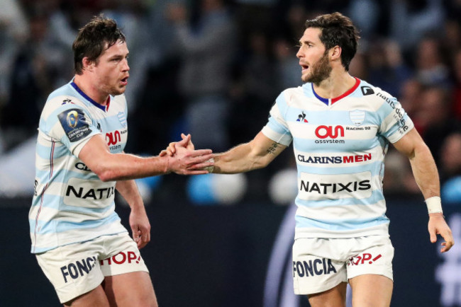 Louis Dupichot congratulates Maxime Machenaud after kicking a penalty