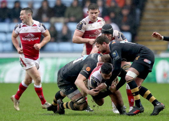 Charles Piutau is tackled by Joe Launchbury and Danny Cipriani 21/1/2018