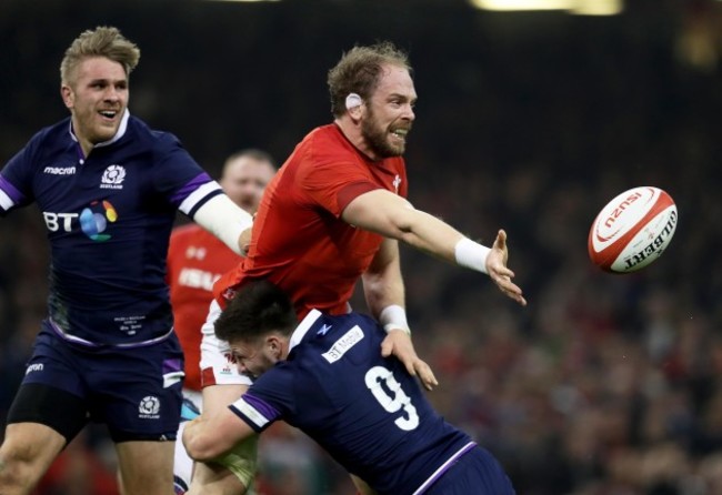 Alun Wyn Jones is tackled by Ali Price