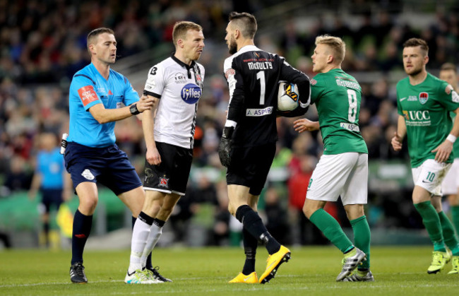 David McMillan clashes with Mark McNulty