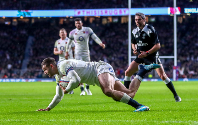 Jonny May scores their second try