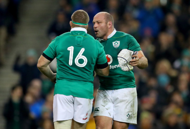 Rory Best encourages Sean Cronin as he comes on as a replacement