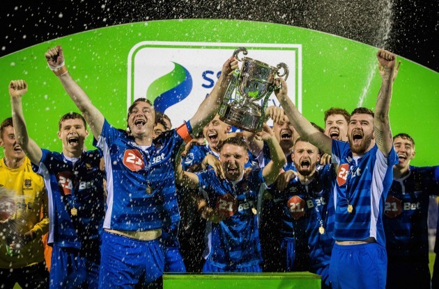 Kenny Browne and Patrick McClean lift The SSE Airtricity League First Division