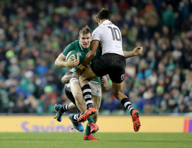 Chris Farrell tackled by Ben Volavola