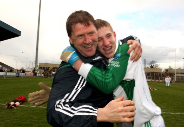 Jack O'Connor celebrates with Damien Hogan