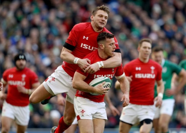 Gareth Davies celebrates scoring their first try with Dan Biggar