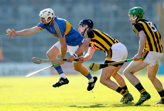 Patrick Maher tackled by Conor O'Shea and Joey Holden