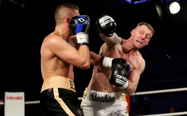 Roy Sheahan in action against Vladimir Belujsky