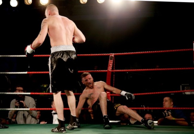 JJ McDonagh lands a punch on Ger Healy that ends the fight