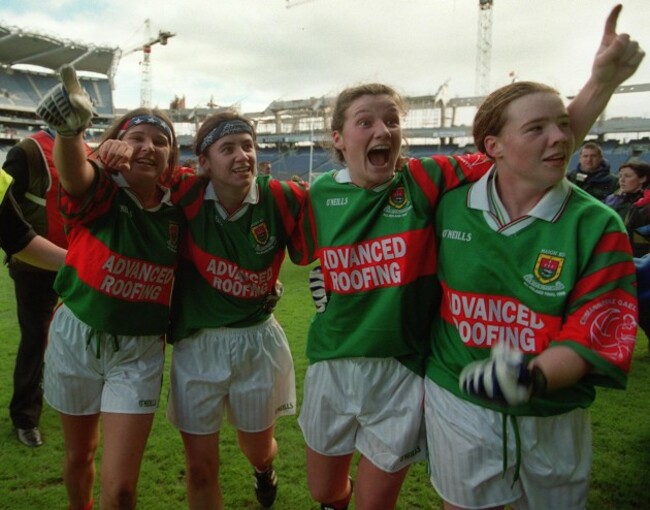 Mayo players celebrate 3/10/1999