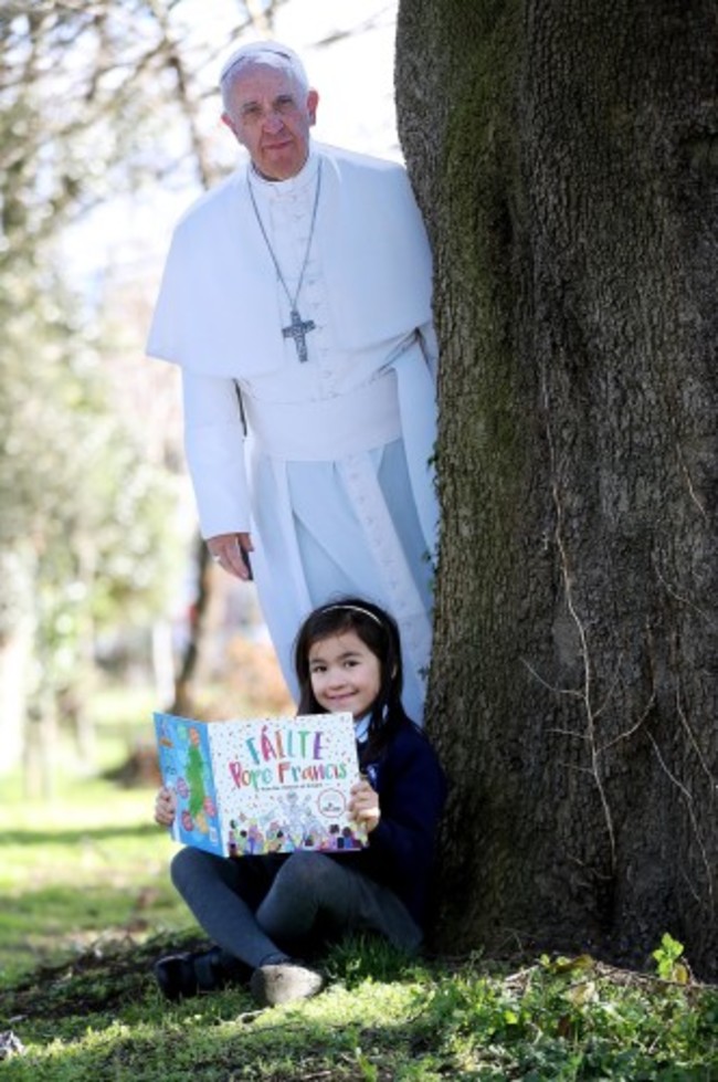 F&aacute;ilte Pope Francis Comp Launch 04 (1)