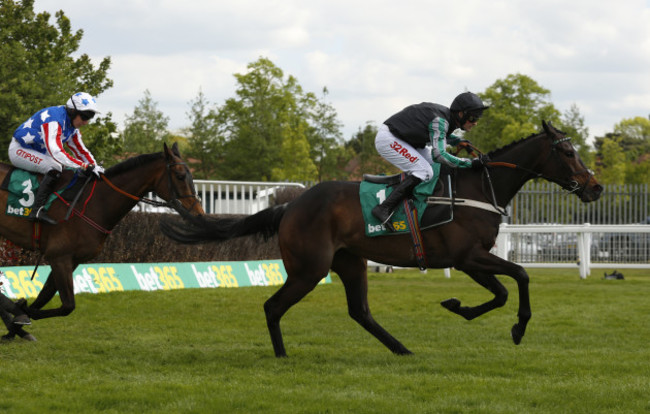 Bet365 Gold Cup Day - Sandown Racecourse