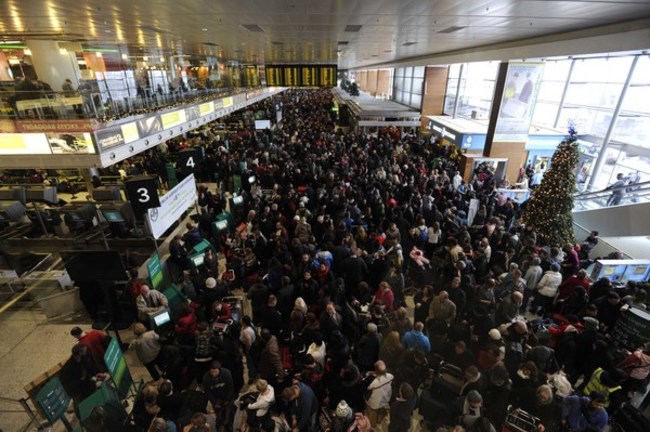 File Pics New figures show Dublin Airport handled more than 3.1 million passengers in July. The daa says this was a new monthly record, and a 6% increase on the same period last year. This means more people used the airport in July than during all of 1986