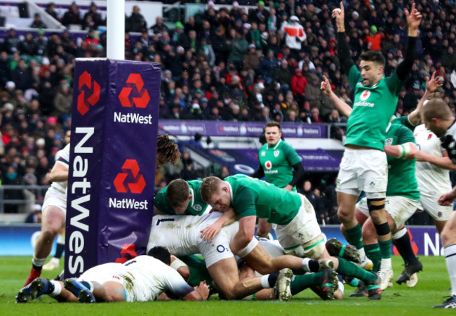 Ireland's CJ Stander scores a try