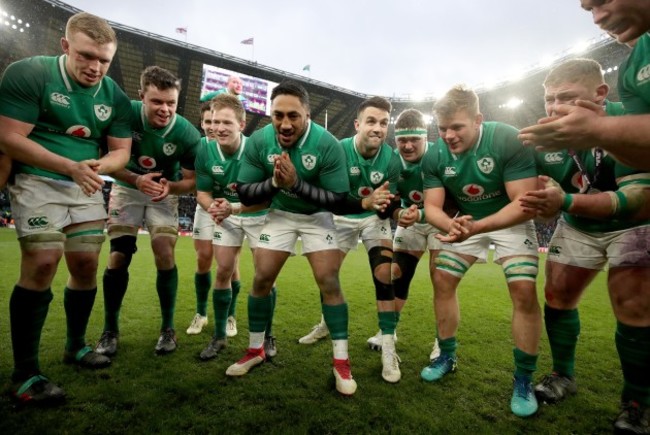 Dan Leavy, James Ryan, Kieran Marmion, Bundee Aki, Conor Murray, Andrew Porter, Jordi Murphy and Tadhg Furlong celebrate winning