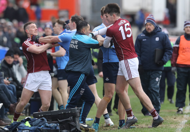 A scuffle breaks out on the sideline between Galway and Dublin players