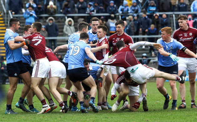 A scuffle breaks out on the pitch between Galway and Dublin players