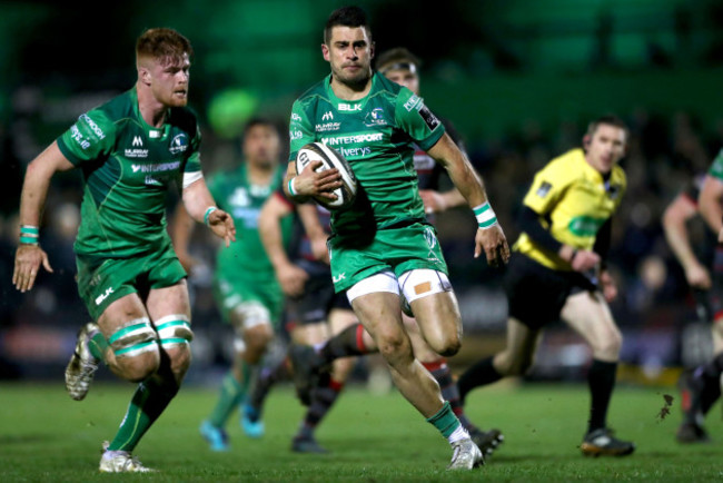 Tiernan O&rsquo;Halloran breaks free to score his sides opening try