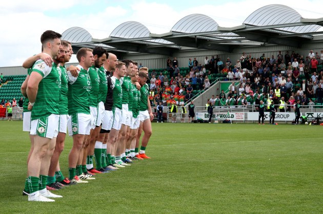 London team during the National Anthem