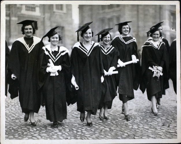 Trinity College Graduates, Dublin 1935 FRONT