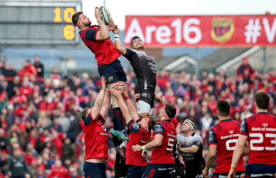 Jean Kleyn wins a line out ahead of Raphael Lakafia