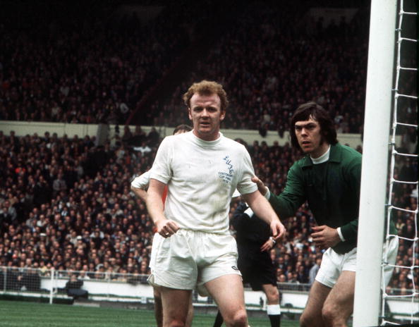 Football. 1972 FA Cup Final. Wembley Stadium. 6th May, 1972. Leeds United 1 v Arsenal 0. Leeds United's Billy Bremner with his goalkeeper David Harvey.