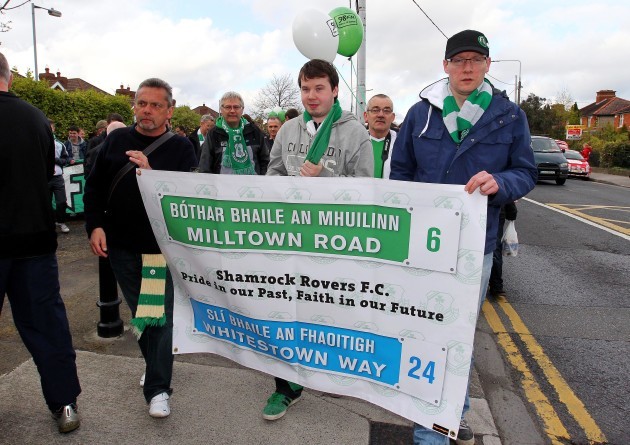 The supporters begin their walk from Milltown to Tallaght