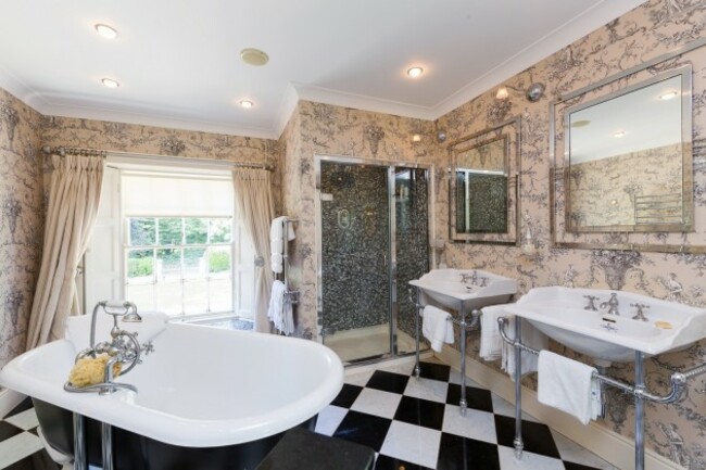 ad0a2bba07edbe2b87e7af7dc0d74963