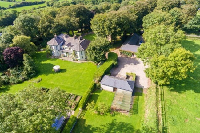 de6c6449f090320bb6e73ba2d283e110