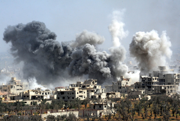 SYRIA-DAMASCUS-DOUMA-SYRIAN ARMY-STROMING-ISLAM ARMY