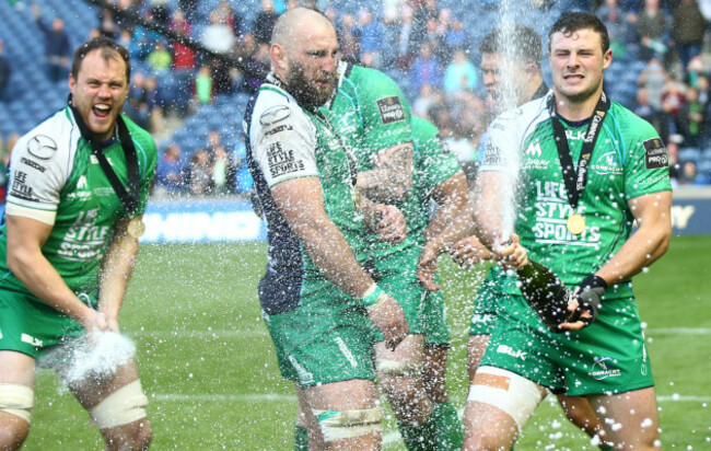 Eoin McKeon, John Muldoon and Robbie Henshaw celebrate