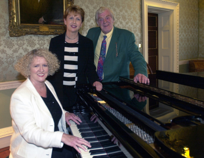 File Photo Big Tom Has Died. End.