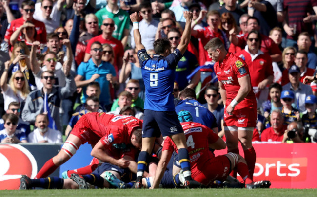 Jamison Gibson-Park celebrates as his side score a try