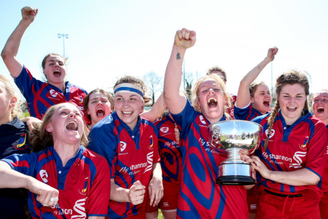 Fiona Hayes with the trophy