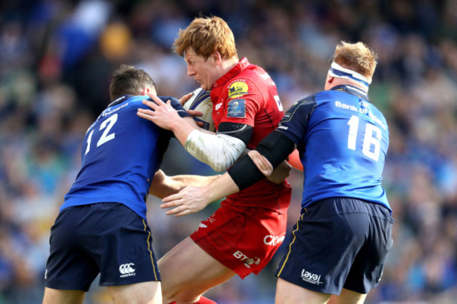 Robbie Henshaw with James Tracy and Rhys Patchell